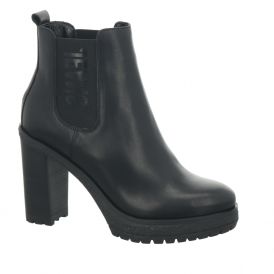 Heeled Chelsea Boot